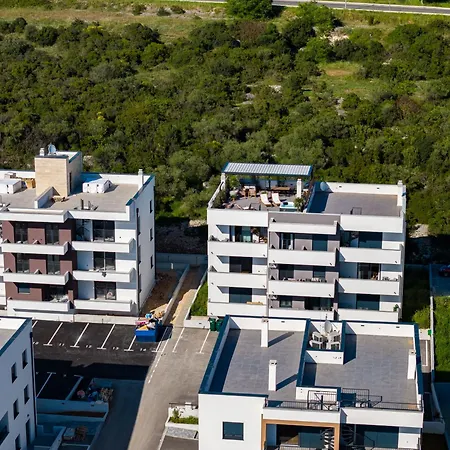 Appartement Artemis 2 *