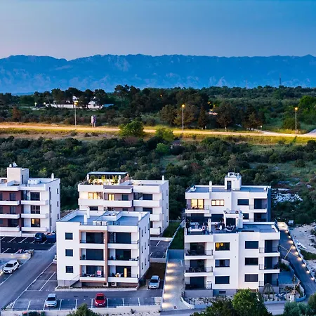 Artemis 2 * Zadar