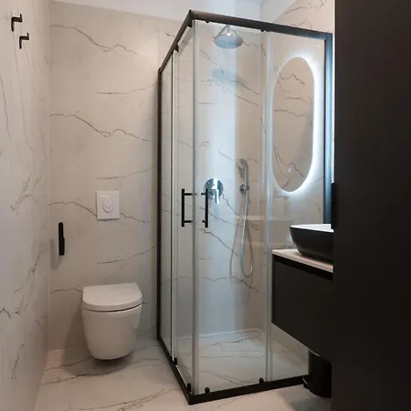 Artemis 2 Apartament